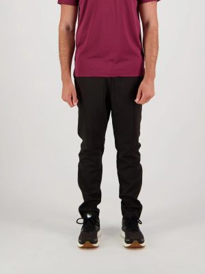 XT Performance Trackpants - Adults