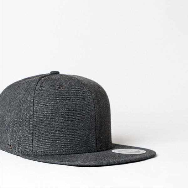 UFlex Adults Flat Peak 6 Panel Fitted