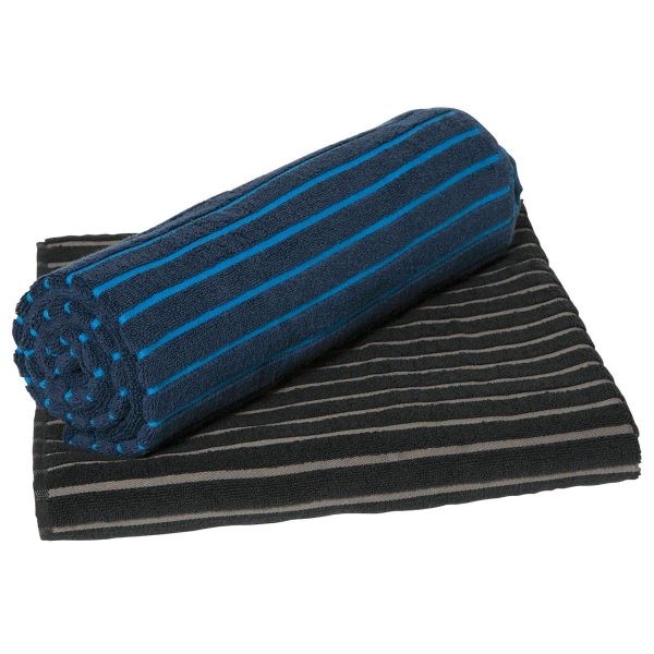 REVERSIBLE TWO-TONE TOWEL