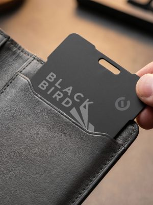 Carbon Bluetooth Tracker